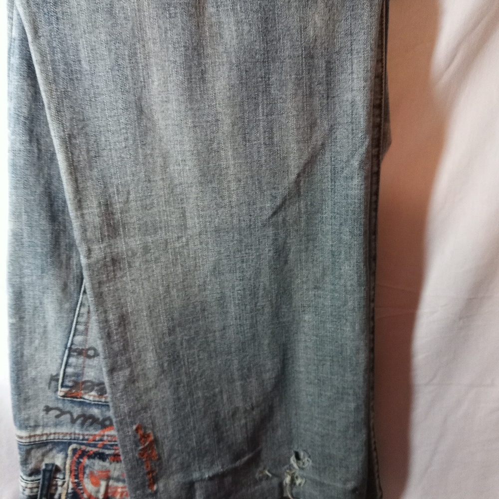 Vintage hip hop fashion  street wear AKADEMIKE